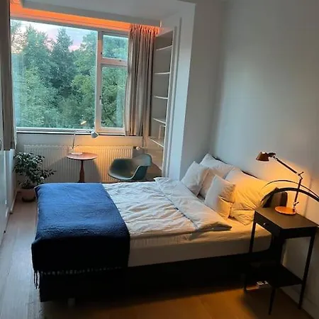 1-bedroom With Park View Frederiksberg Apartment *