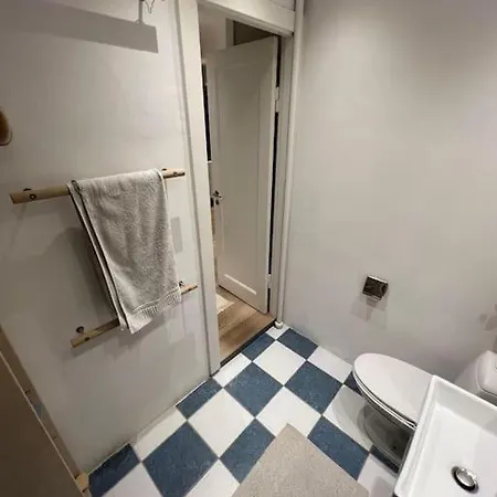 1-bedroom With Park View Frederiksberg * Copenhagen